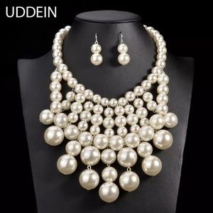 Multi layer Pearl Necklace.